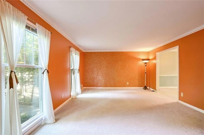 Building Photo - 4624 Mountain Creek Dr