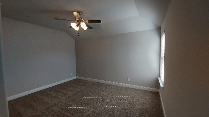 Building Photo - 1425 Waverley Dr