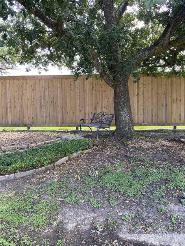 Building Photo - 1 bedroom in Groves TX 77619