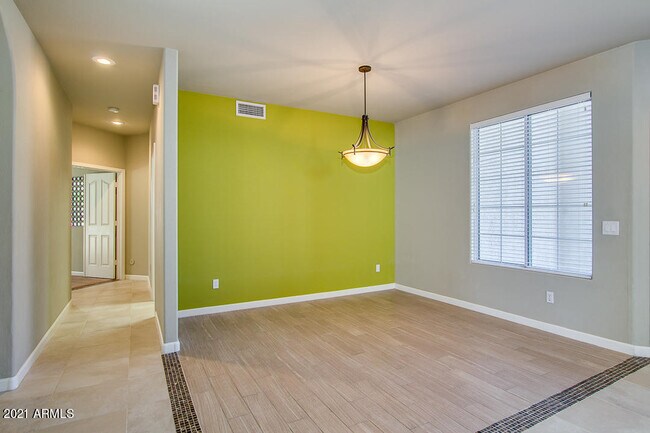 Building Photo - 2460 N 132nd Ave