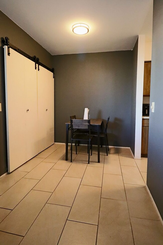 Building Photo - Welcome to this stunning  Unfurnished 2-bedroom, 2-bathroom home centrally Located!