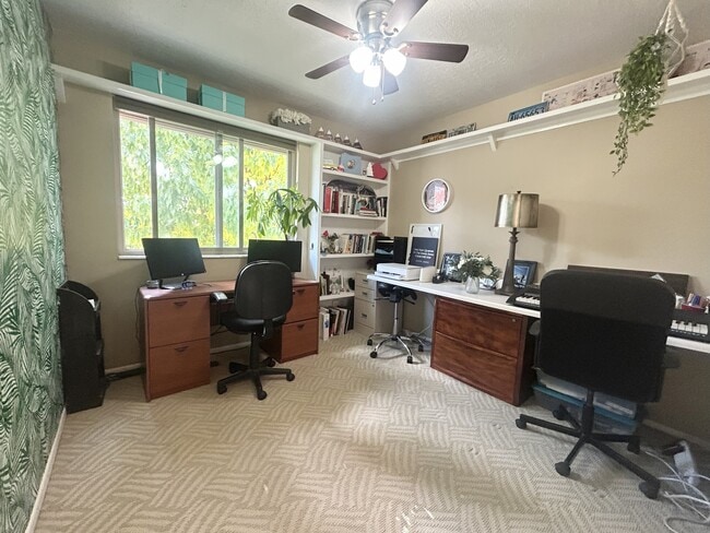 Building Photo - 1094 Gravel Hills Dr