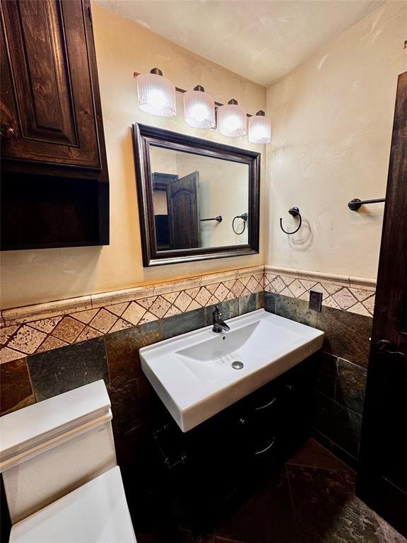 Building Photo - 500 E Riverside Dr