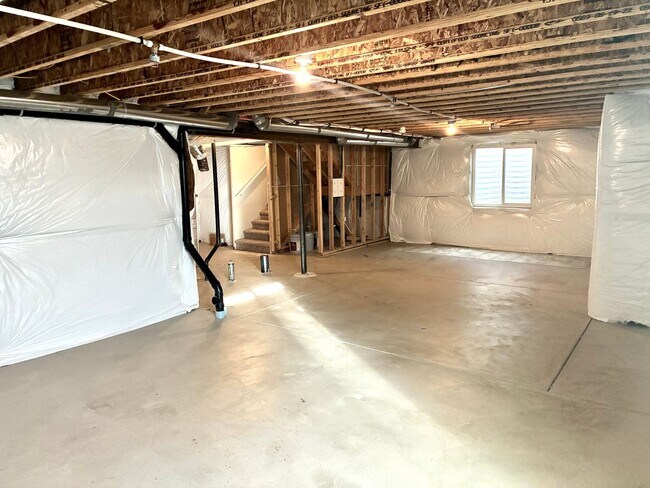 Building Photo - Price Reduced plus FREE JANUARY RENT!!! Beautiful 4 Bed/3 Bath West Greeley Home – Spacious Lot &...