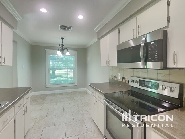 Building Photo - 17519 Willow Pond Dr