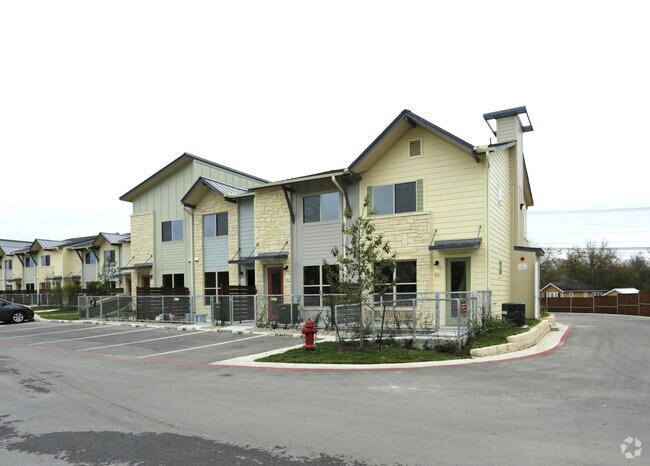 Building Photo - Cooper Villas