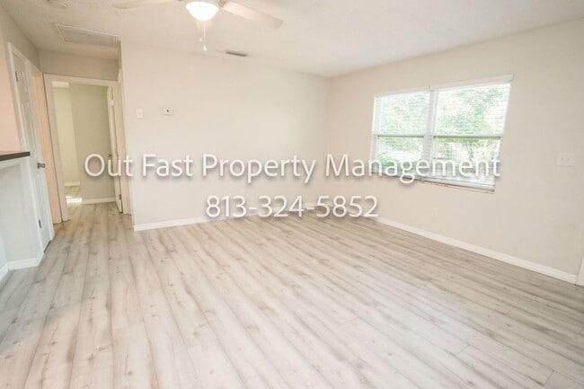 Building Photo - 430 3rd Ave