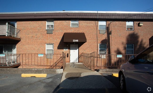 Rear Entrance - Cedar Beech Plaza Apartments
