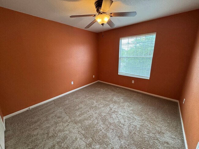 Building Photo - 4-Bedroom House for Rent in Killeen