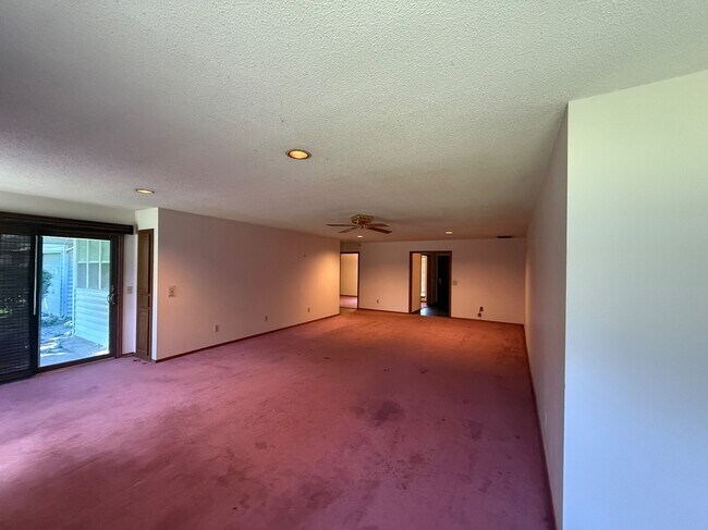 Building Photo - 8300 NW 15th St