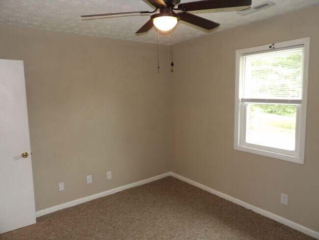 Building Photo - 218 Centennial Dr