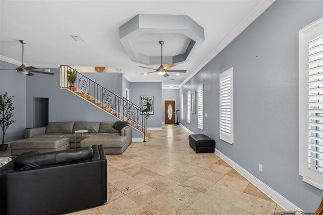 Building Photo - 5601 Bayshore Blvd