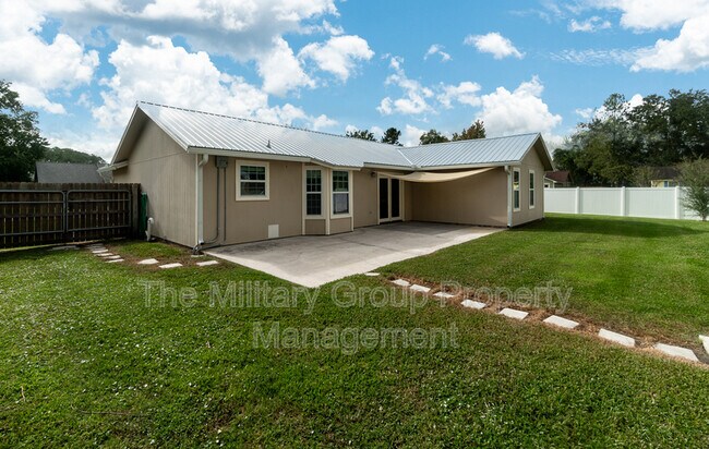 Building Photo - 3168 Sanderling Ct