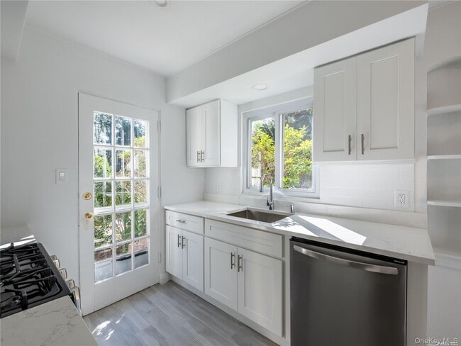 Building Photo - 109 Chase Rd