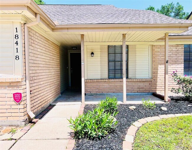 Building Photo - 18418 Arbormont Dr