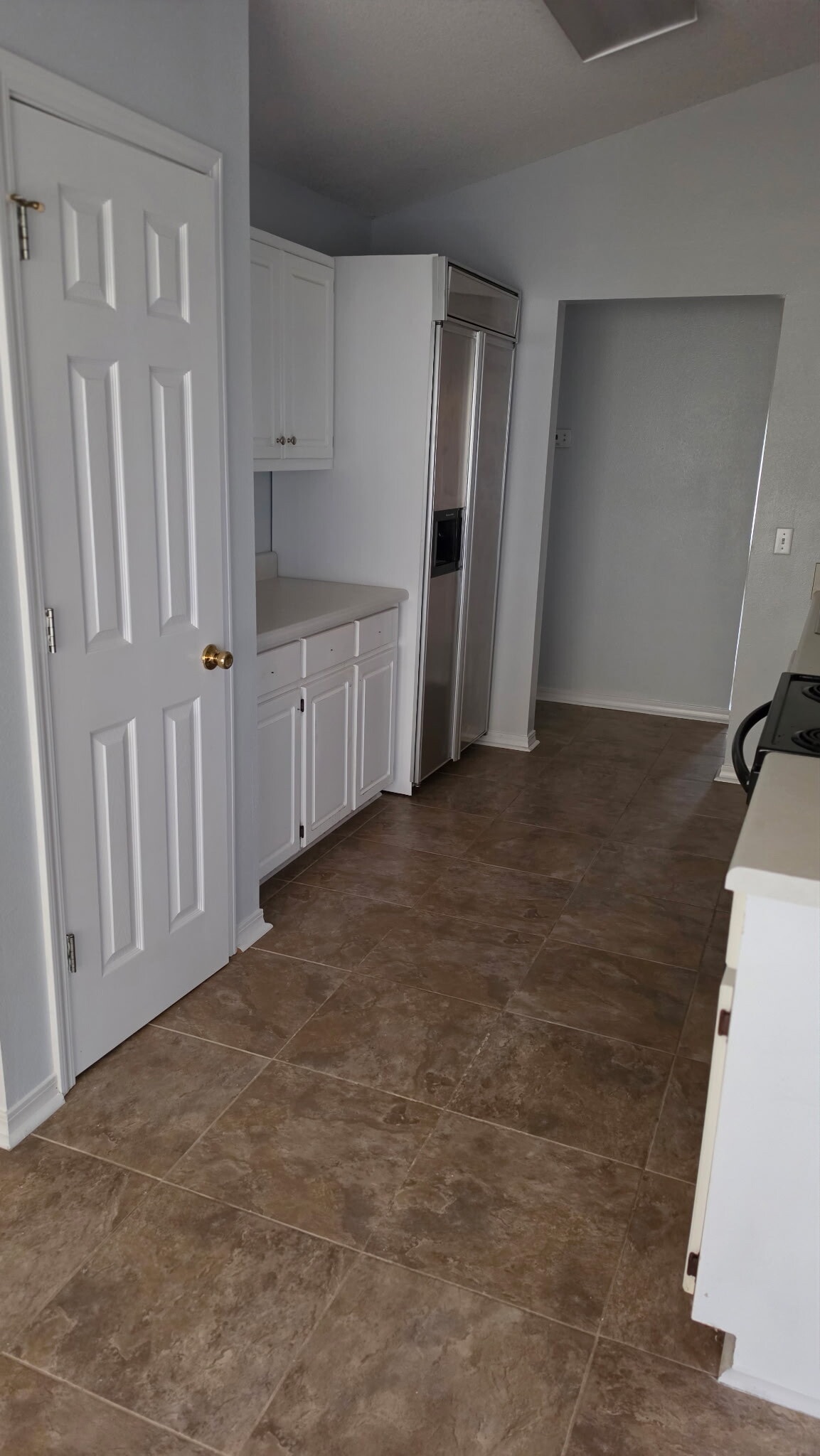 Kitchen & Fridge - 574 Rough Leaf Ln