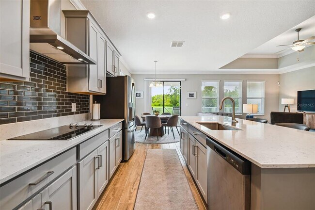 Building Photo - 9571 Little Bluestem Dr