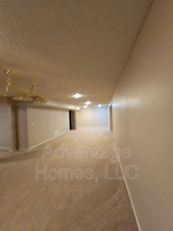 Building Photo - 14117 Parkhill Ln