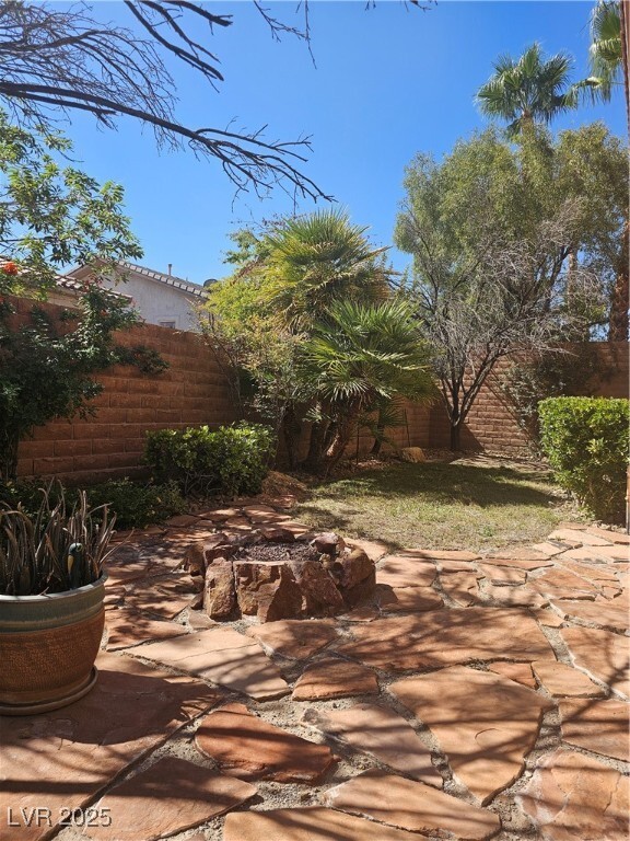 Building Photo - 11081 Village Ridge Ln