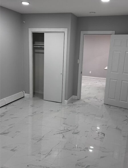 Building Photo - 23 Holden St