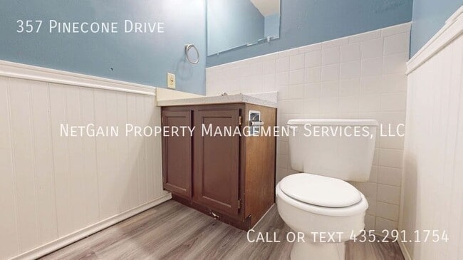 Building Photo - 357 Pinecone Dr