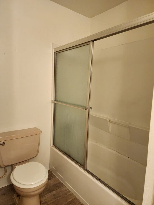 Building Photo - 274