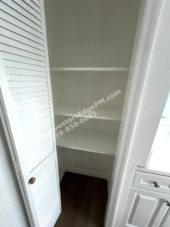 Building Photo - Furnished Waterfront Studio – Utilities Included – Direct River Access