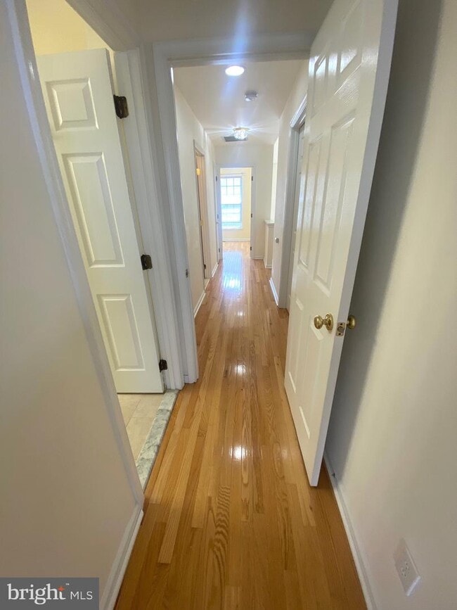 Building Photo - 372 Tuvira Ln