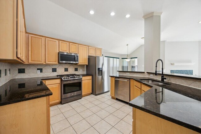 Building Photo - 1824 Chasewood Dr