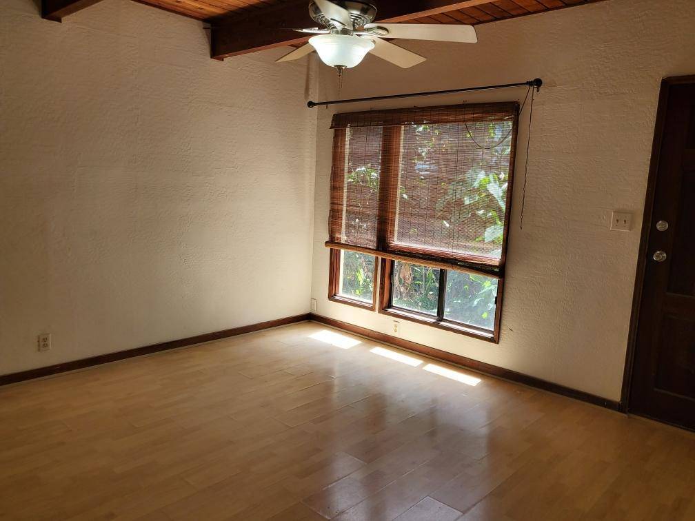 Family Room - 47-334 Waihee Rd