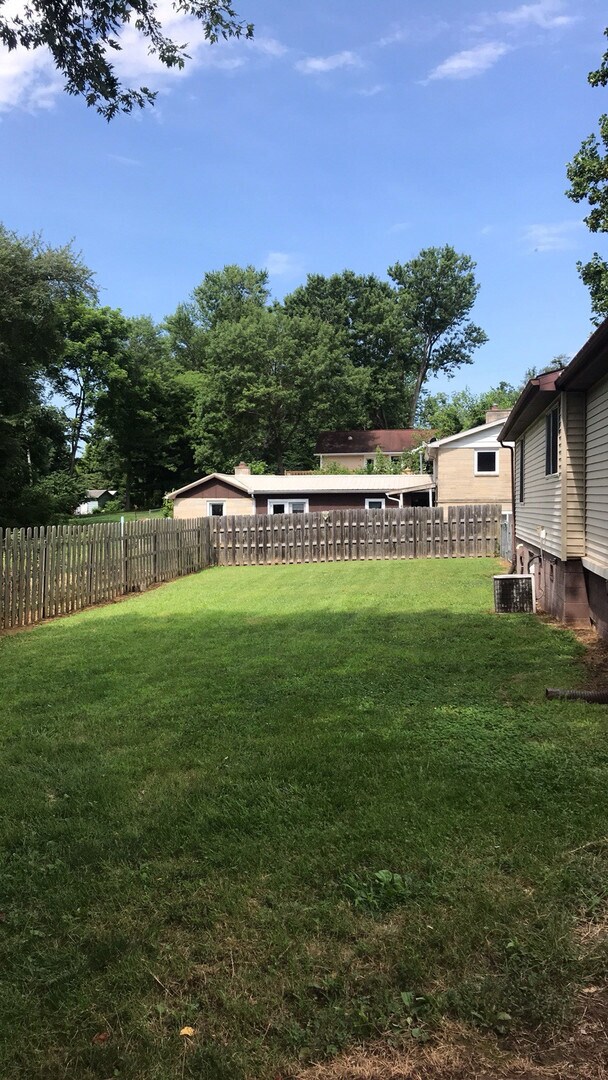 Building Photo - 509 W Duncan Dr