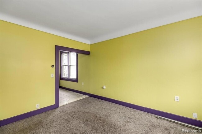Building Photo - 2405 Burger St