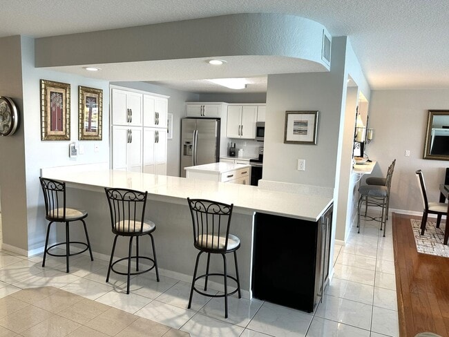 Building Photo - WATERFRONT 2/2 BAHIA DEL MAR RENTAL SEVEN MONTHS APRIL 21 - Nov. 15, 2026