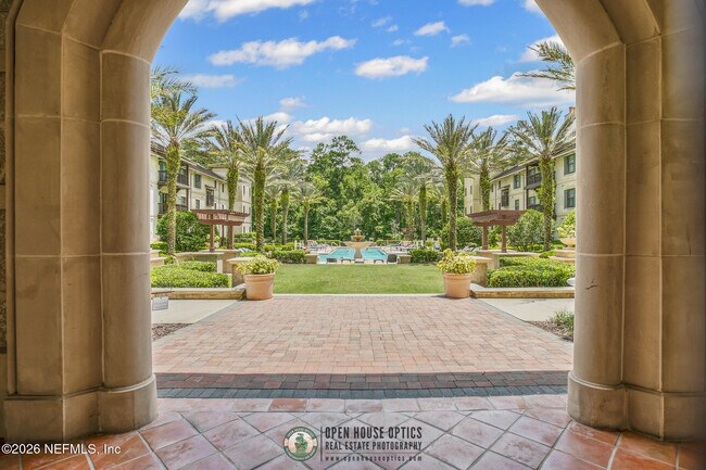 Building Photo - 955 Registry Blvd