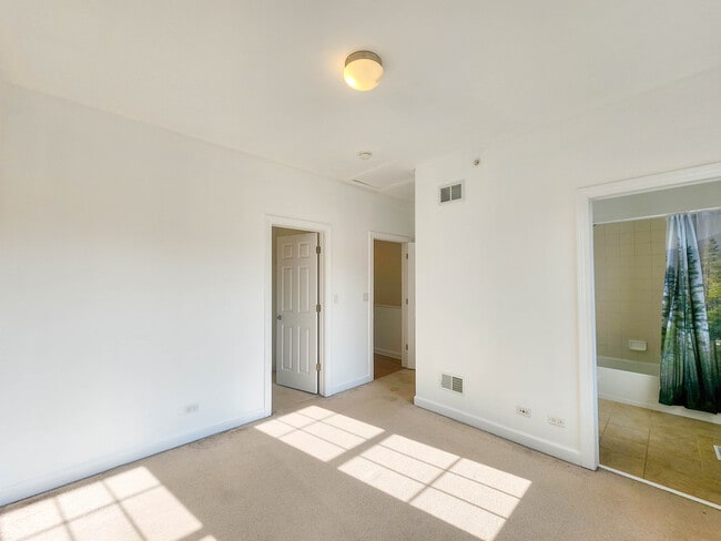 Building Photo - 1643 Church St