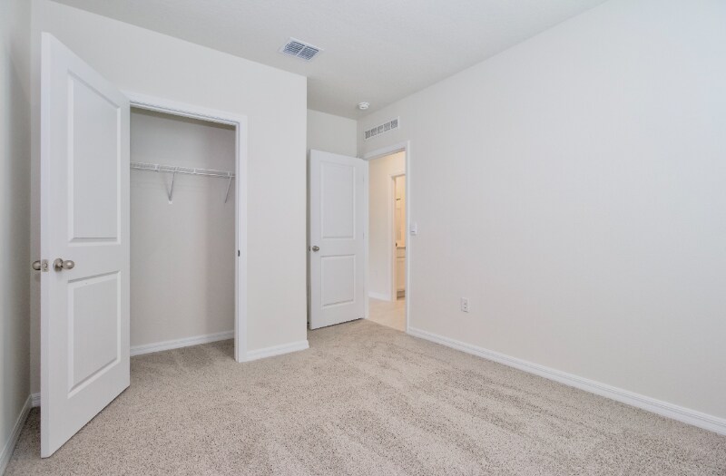 Building Photo - 3302 Pine Lily Ave
