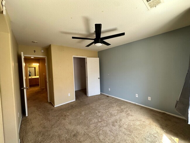 Building Photo - 1431 Trouville Ln