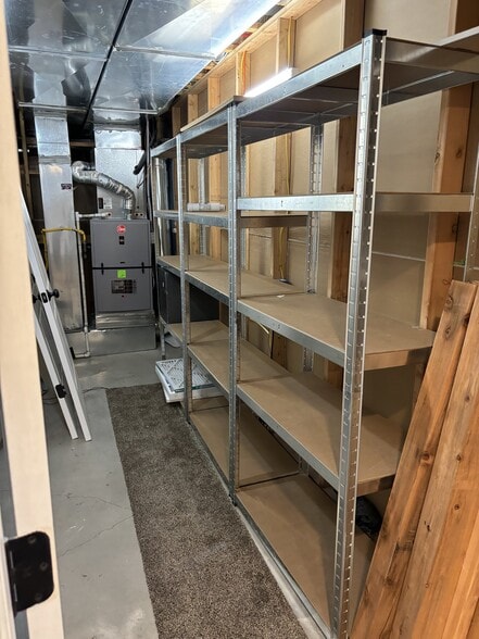Building Photo - 1771 W 100 S