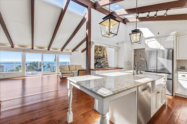 Building Photo - Stunning Highlands Inn Home Located in Carmel, CA!