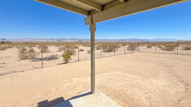 Building Photo - 5563 Morongo Rd