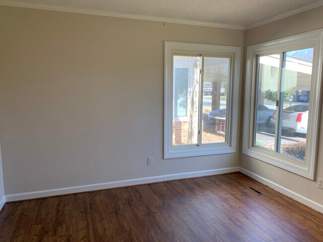 Building Photo - 132 Spyglass Dr