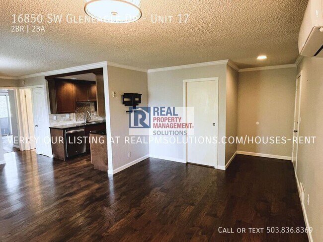 Building Photo - 16850 SW Gleneagle Dr