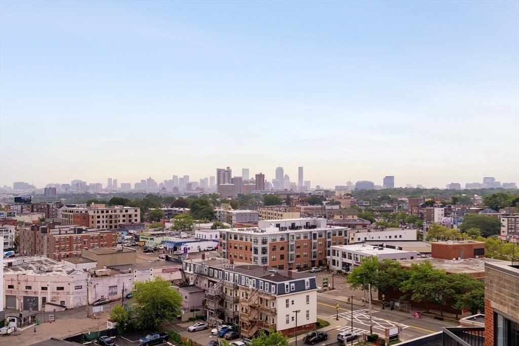 Building Photo - 15 North Beacon St