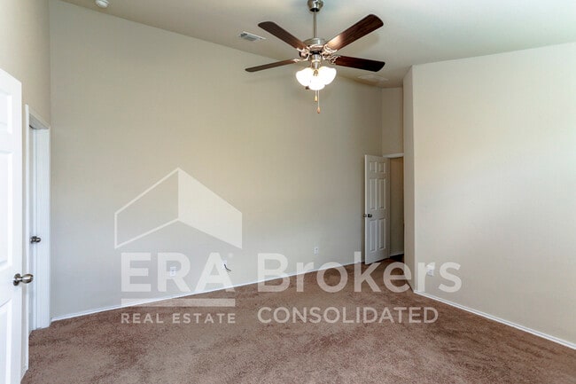 Building Photo - 1307 Stonewall Ridge