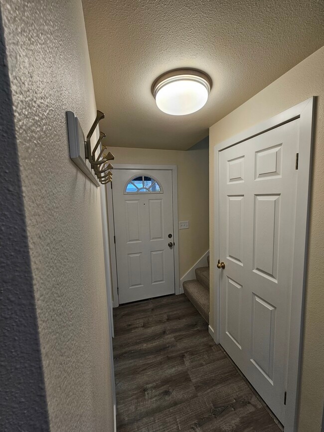 Building Photo - 12822 117th St E