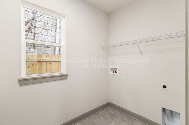 Building Photo - 117 Wisconsin Ave