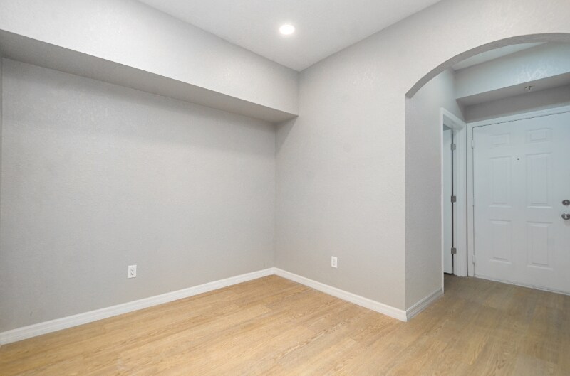 Building Photo - 826 Camargo Way
