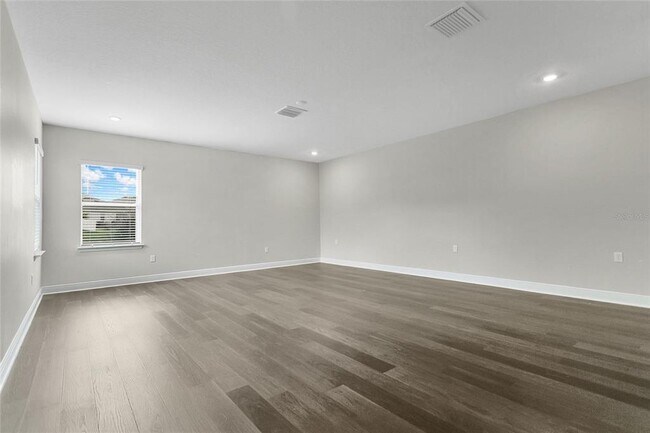 Building Photo - 2091 Axel St