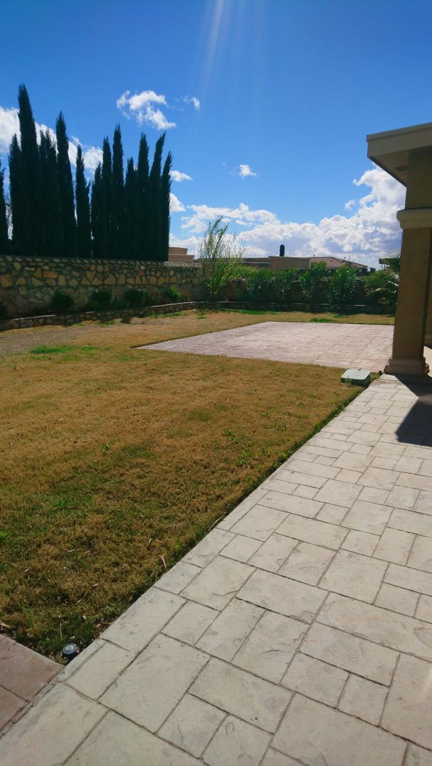 Building Photo - 6700 Cabana Del Sol Dr