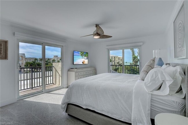 Building Photo - 3500 Gulf Shore Blvd N